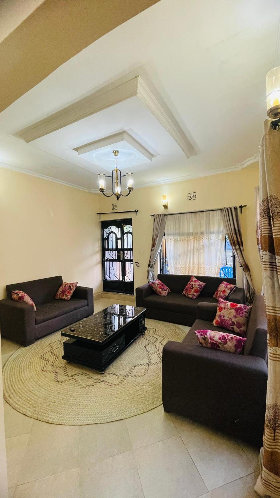 Jamvini House Apartment Arusha Luaran gambar